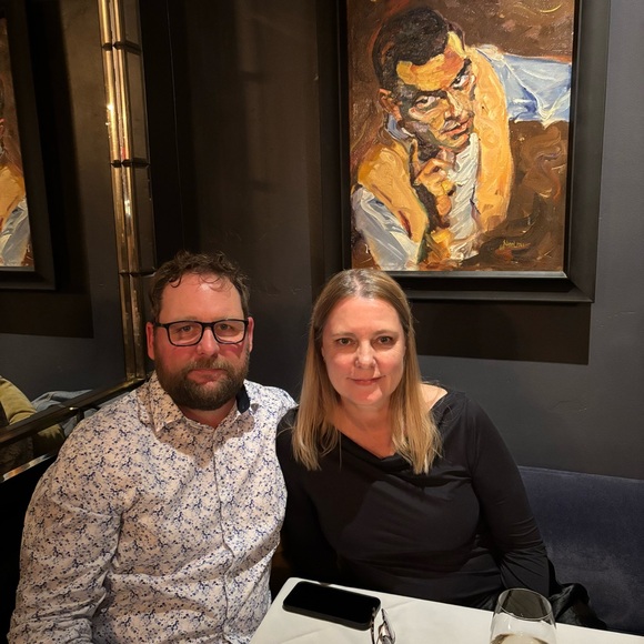 Meet your Posher, Nicole - Picture 2 of 5